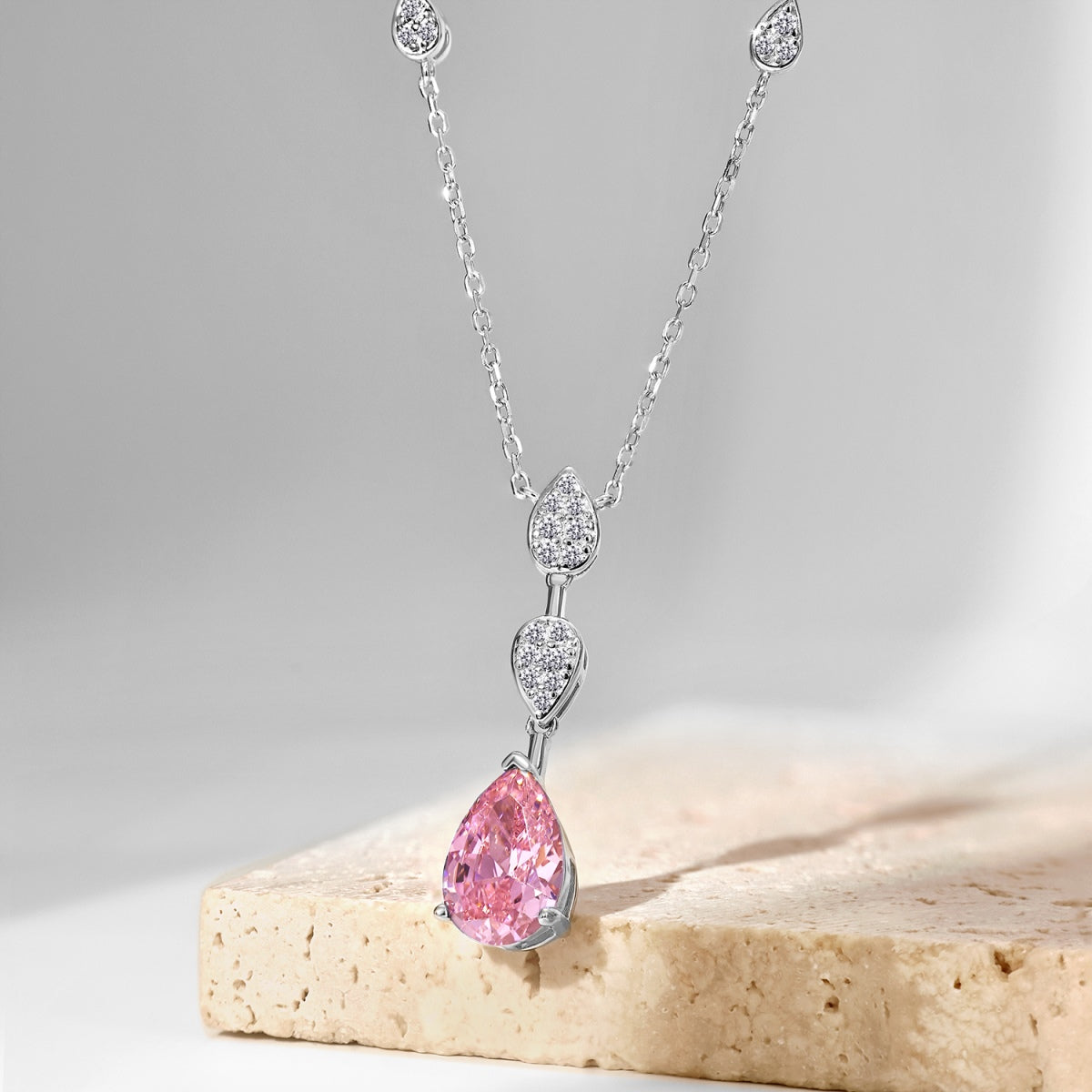 [BASLOVE]Dazzling Pear Cut Necklace