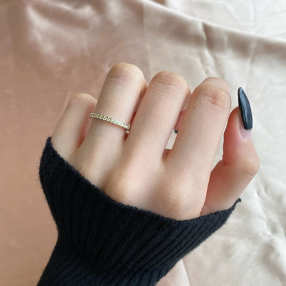 [BASLOVE]Delicate Sparkling Round Cut Daily Ring