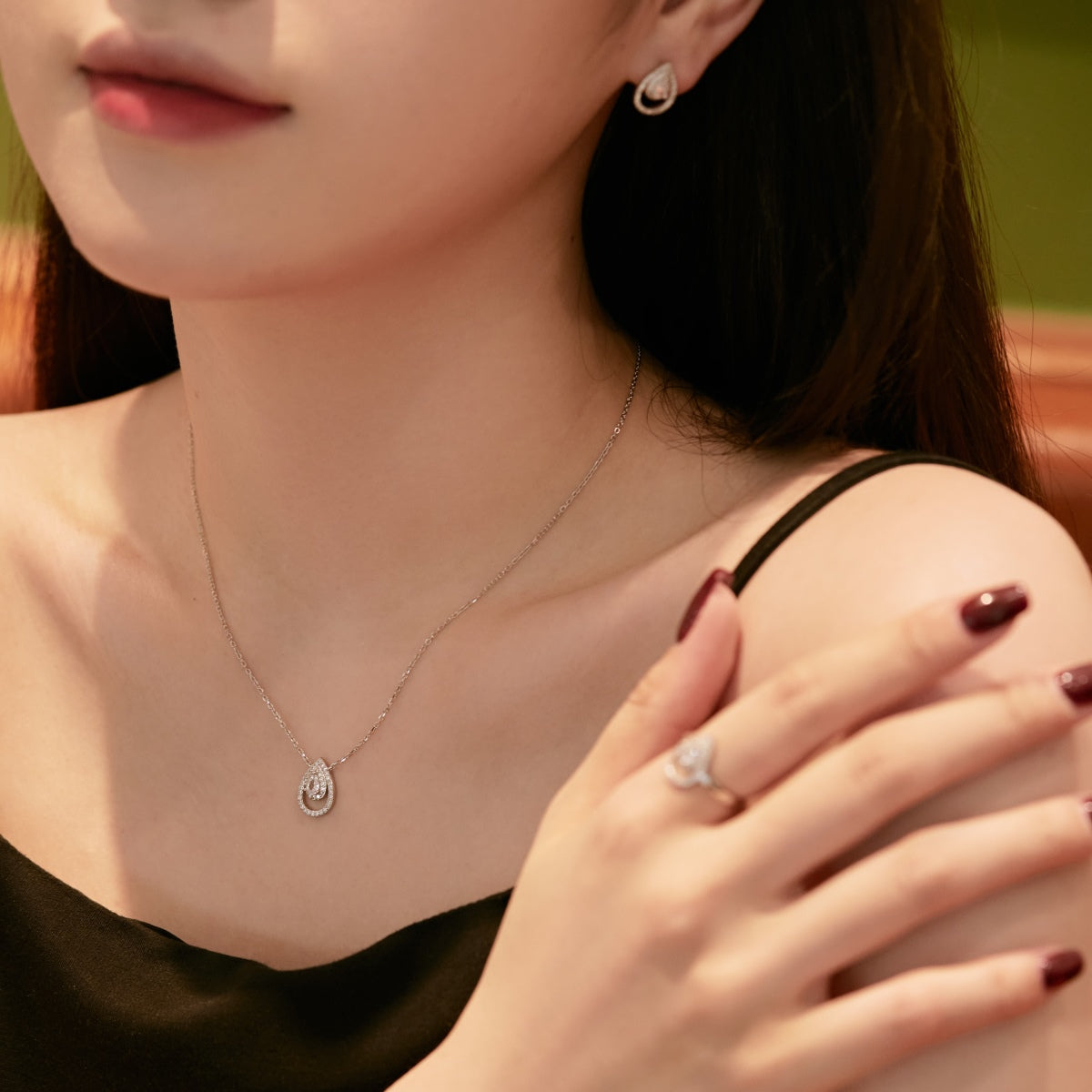 [BASLOVE]Sparkling Delicate Water Drop Shape Daily Earrings