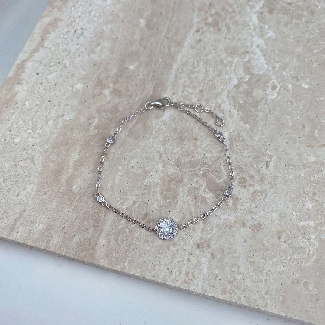 [BASLOVE]Dazzling Round Cut Shape Bracelet