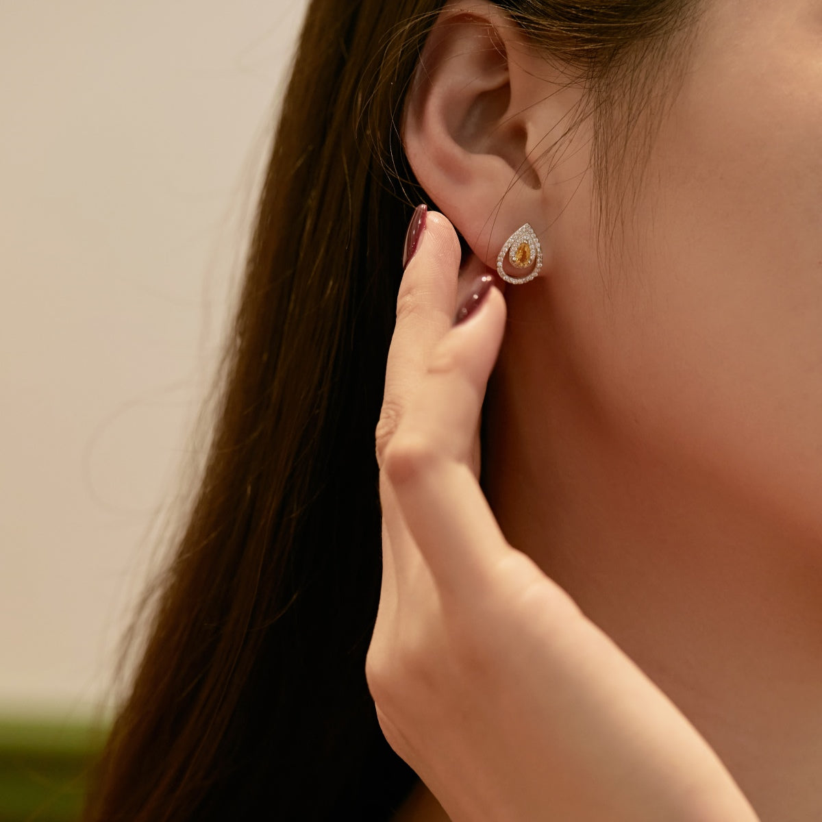 [BASLOVE]Sparkling Delicate Water Drop Shape Daily Earrings