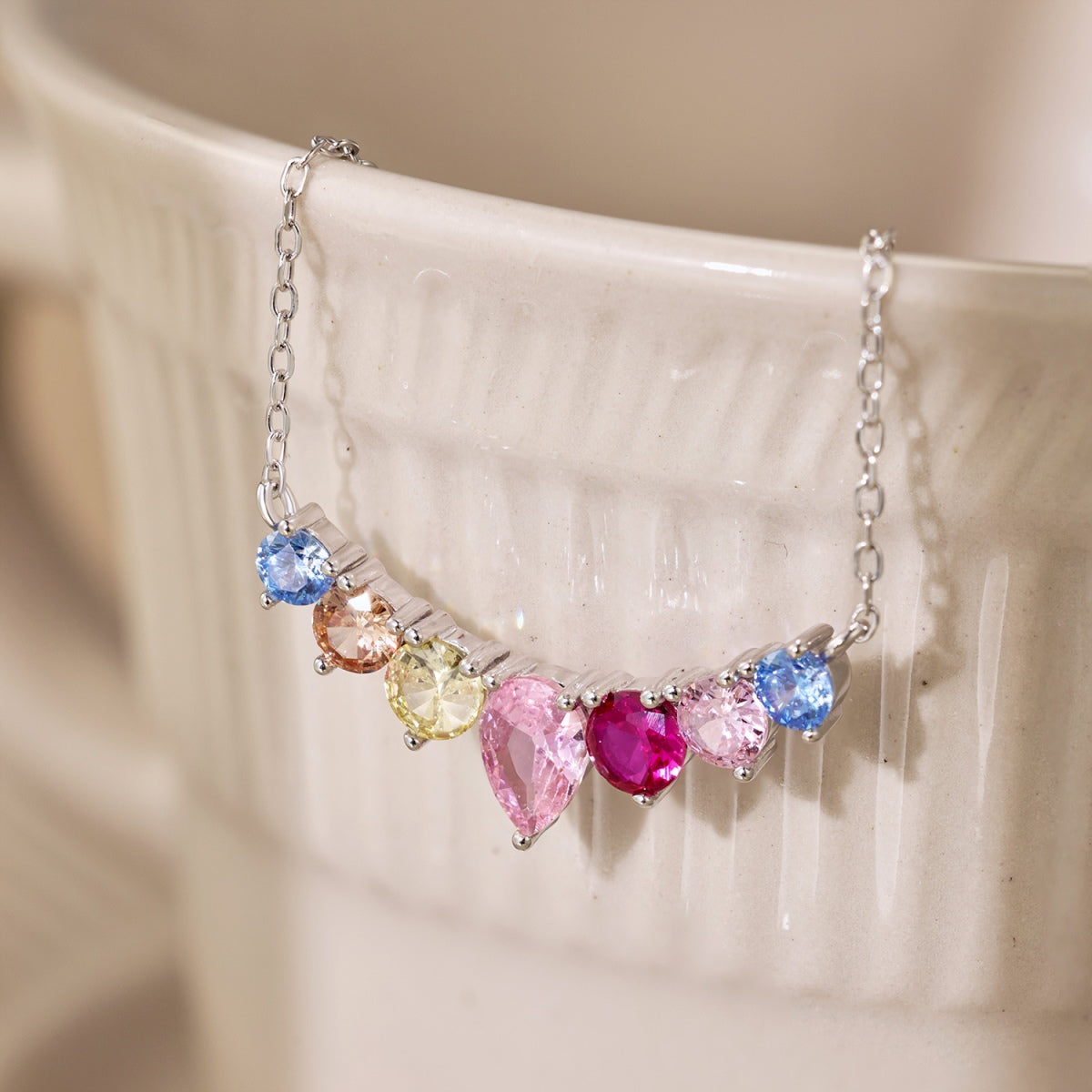 [BASLOVE]Dainty Colorful Heart Necklace