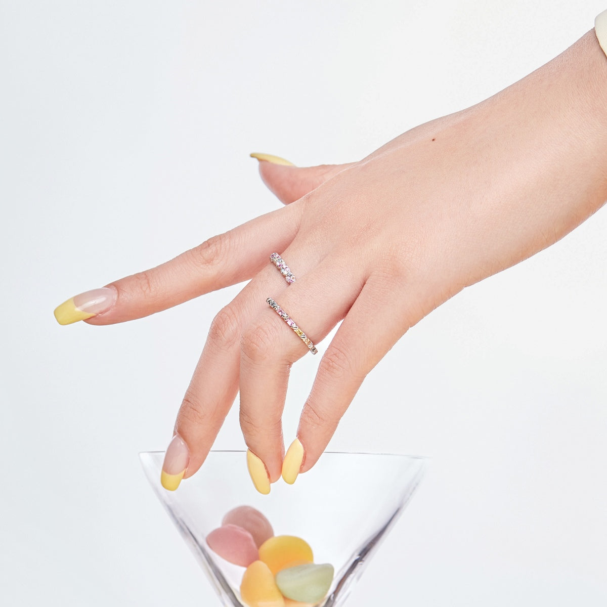 [BASLOVE]Charming Colorful Round Cut Daily Ring