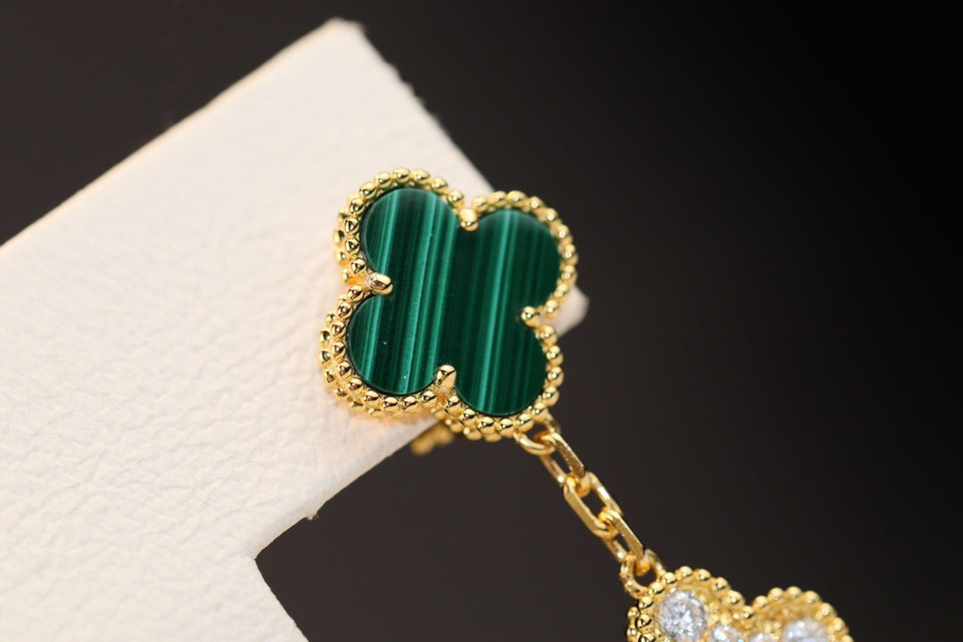 [basloveJW]CLOVER EARRINGS GOLD MALACHITE DIAMOND 3 MOTIF