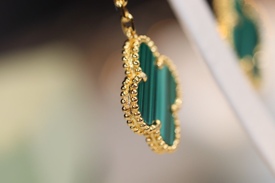 [basloveJW]CLOVER EARRINGS GOLD MALACHITE DIAMOND 3 MOTIF