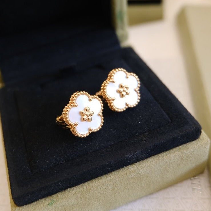 [basloveJW]LUCKY PINK GOLD WHITE MOP EARRINGS