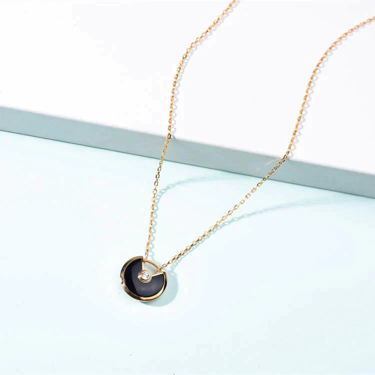 [basloveJW]AMULETTE GOLD CARNELIAN ONYX NECKLACE