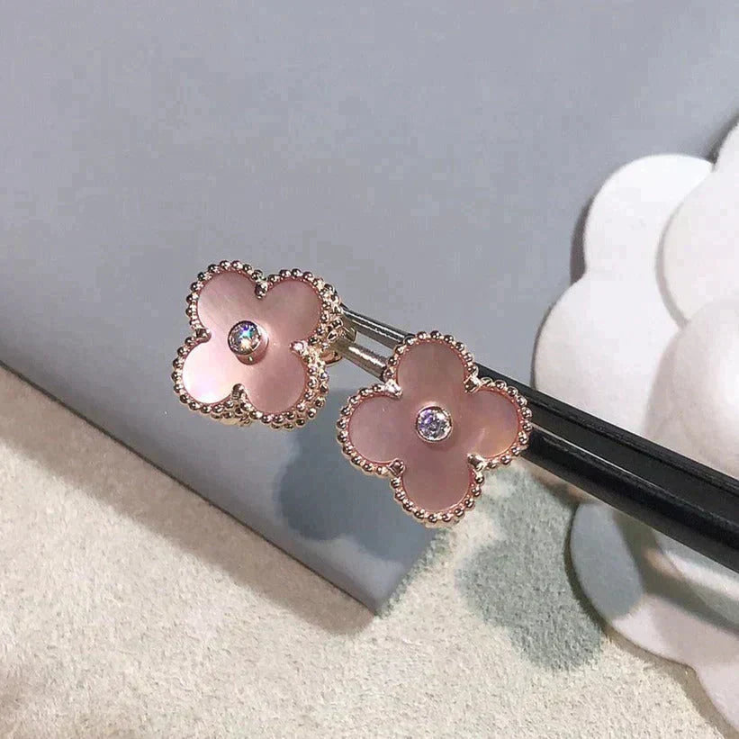 [basloveJW]CLOVER MEDIUM 1 MOTIFS  PINK MOP DIAMOND EARRINGS