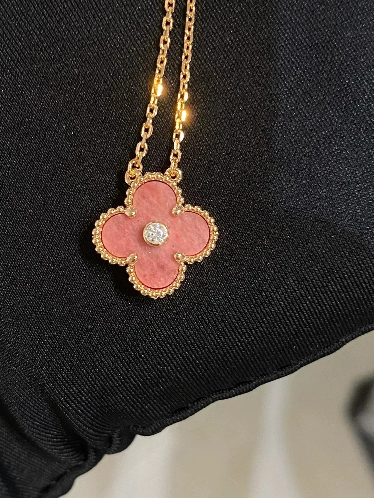 [basloveJW]CLOVER 15MM DIAMOND RHODONITE NECKLACE