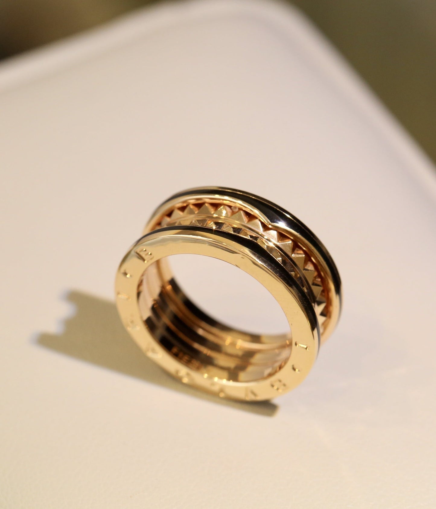 [Basjewels]ZERO 1 GOLD BLACK CERAMIC RING