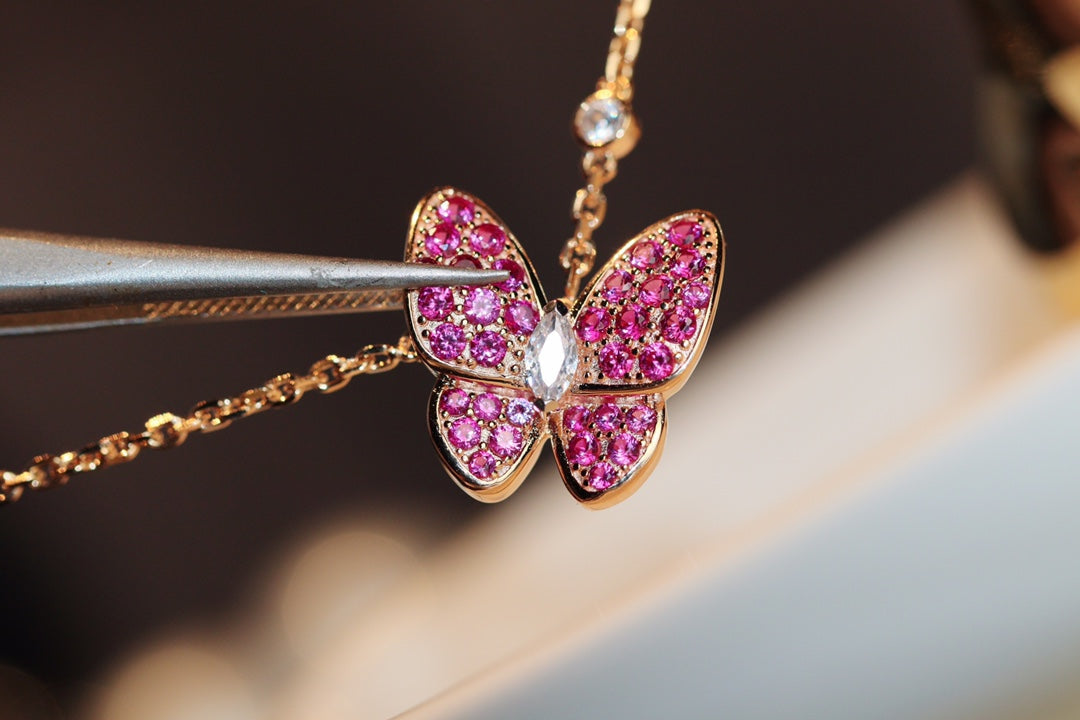 [basloveJW]BUTTERFLY RED DIAMOND ROSE GOLD NECKLACE