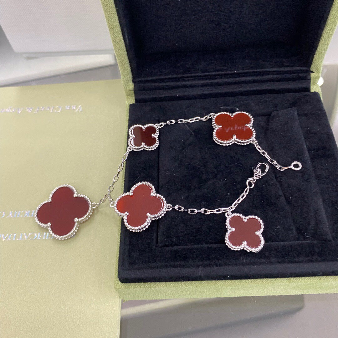 [basloveJW]CLOVER 5 MOTIFS SIVLER CARNELIAN BRACELET