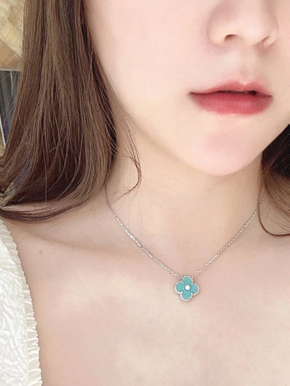 [basloveJW]CLOVER 1 DIAMOND LIGHT BLUE SILVER NECKLACE