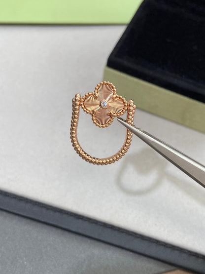 [basloveJW]CLOVER RIVERSIBLE ROSE GOLD RING