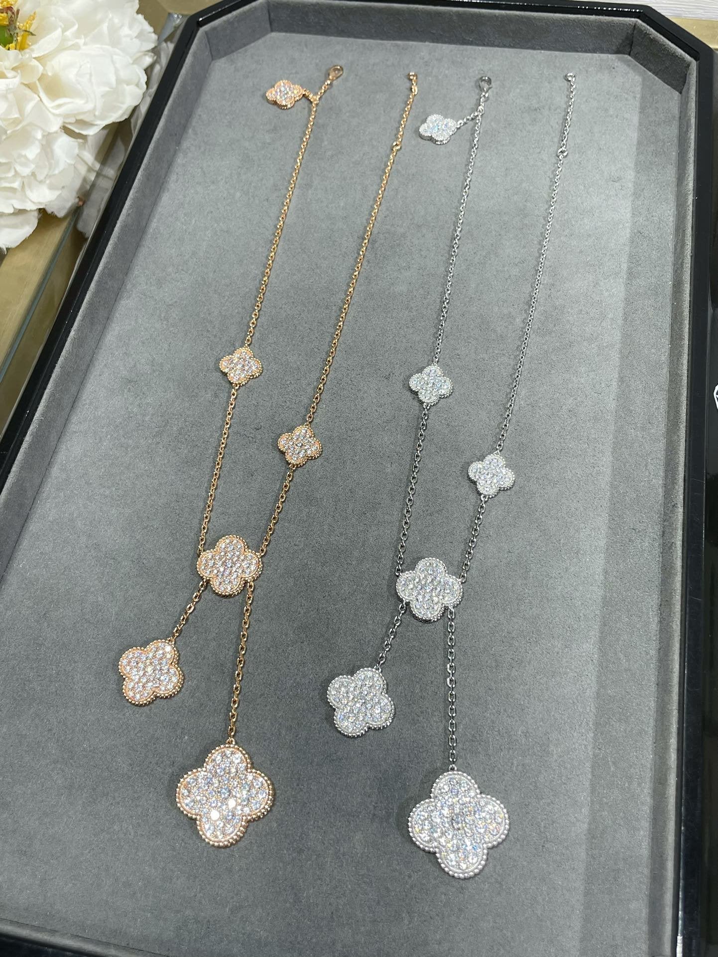 [basloveJW]CLOVER 6 MOTIF DIAMOND PAVED NECKLACE