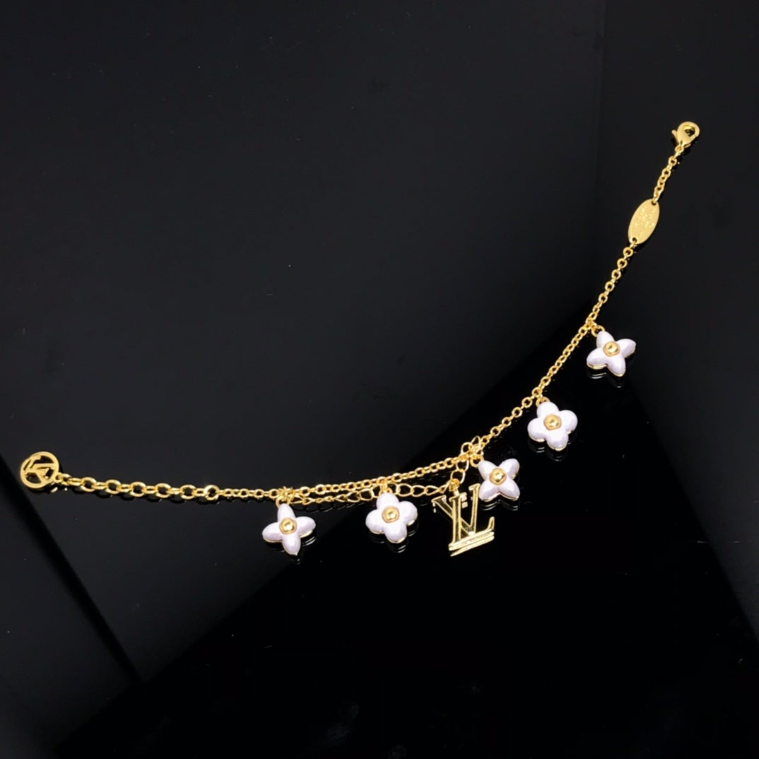 [Basjewels]LOGO 6 MOTIF STAR AND SUN GOLD BRACELET