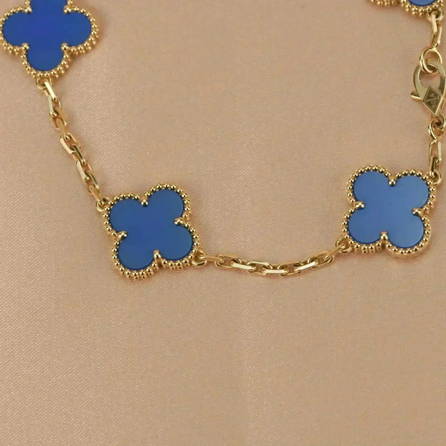 [basloveJW]CLOVER 5 MOTIFS BLUE AGATE BRACELET