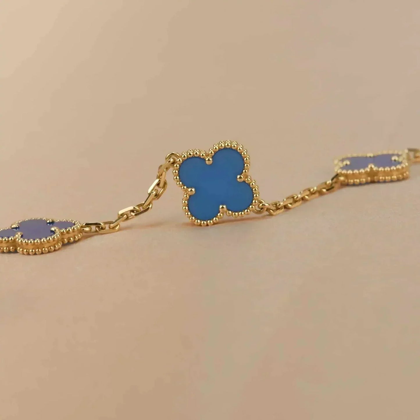 [basloveJW]CLOVER 5 MOTIFS BLUE AGATE BRACELET