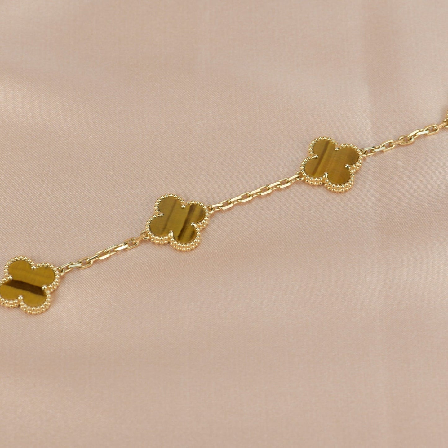 [basloveJW]CLOVER  5 MOTIFS TIGER EYE BRACELET