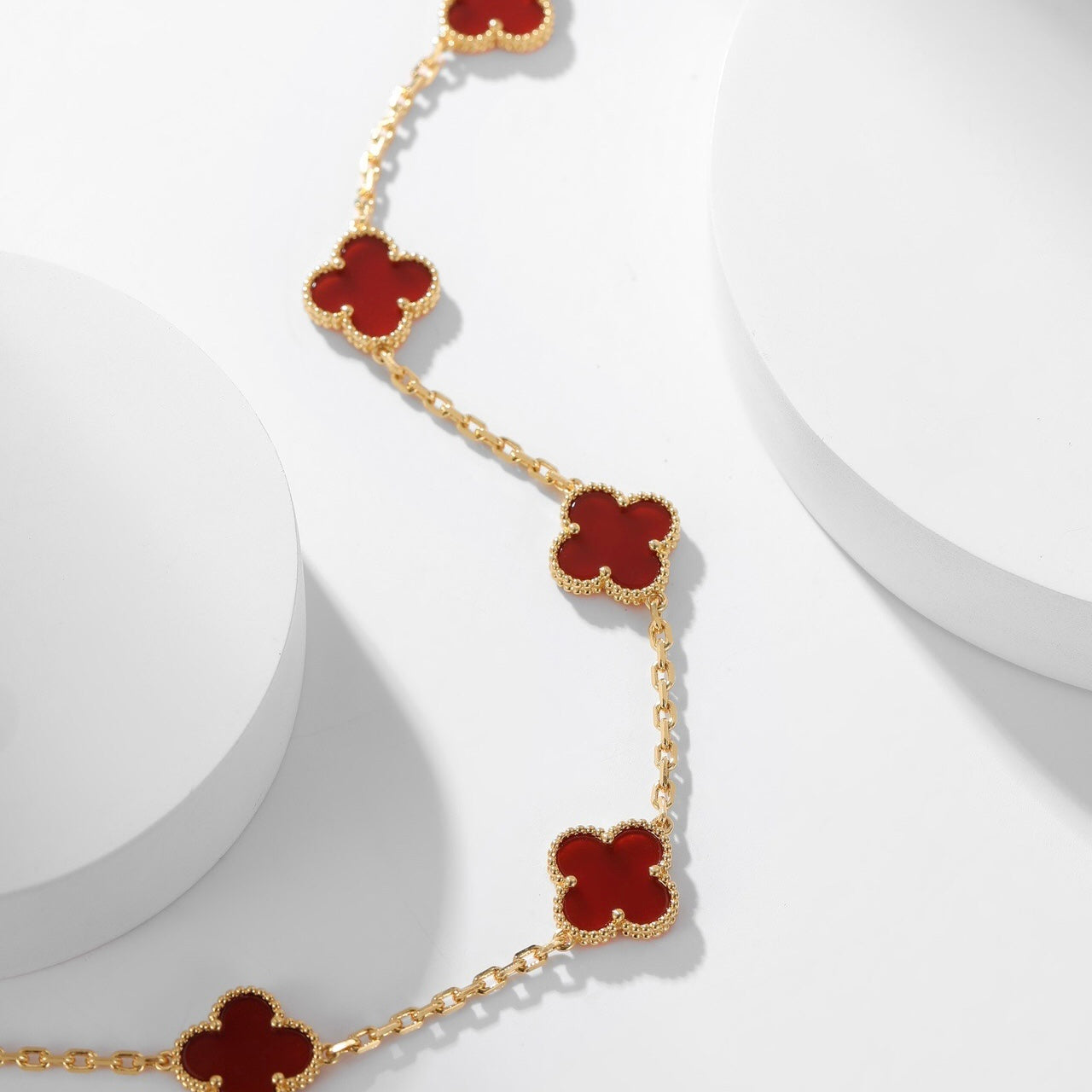 [Basjewels]CLOVER 10 MOTIFS CARNELIAN NECKLACE