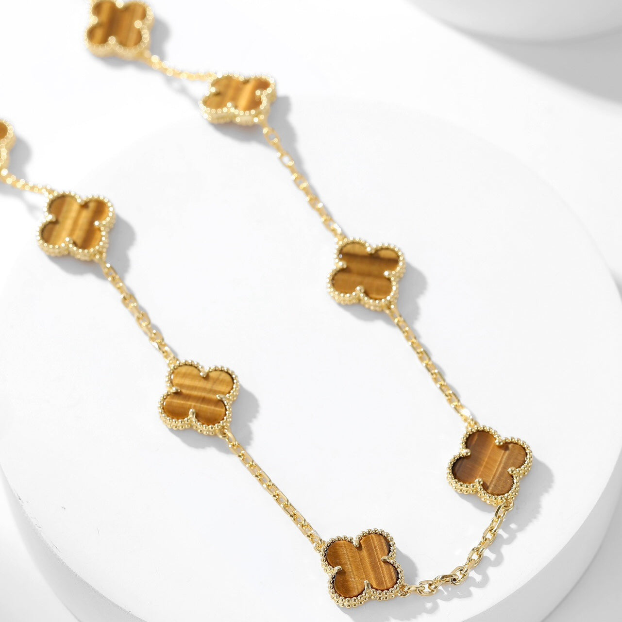 [Basjewels]CLOVER 10 MOTIFS TIGER EYE NECKLACE