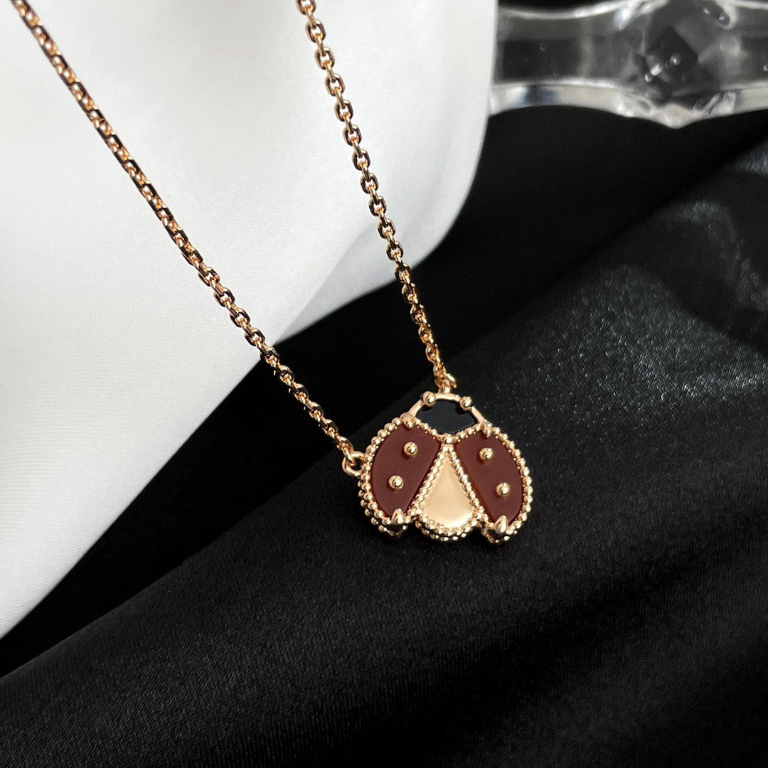 [basloveJW]LUCKY  CARNELIANS LADYBUG NECKLACE