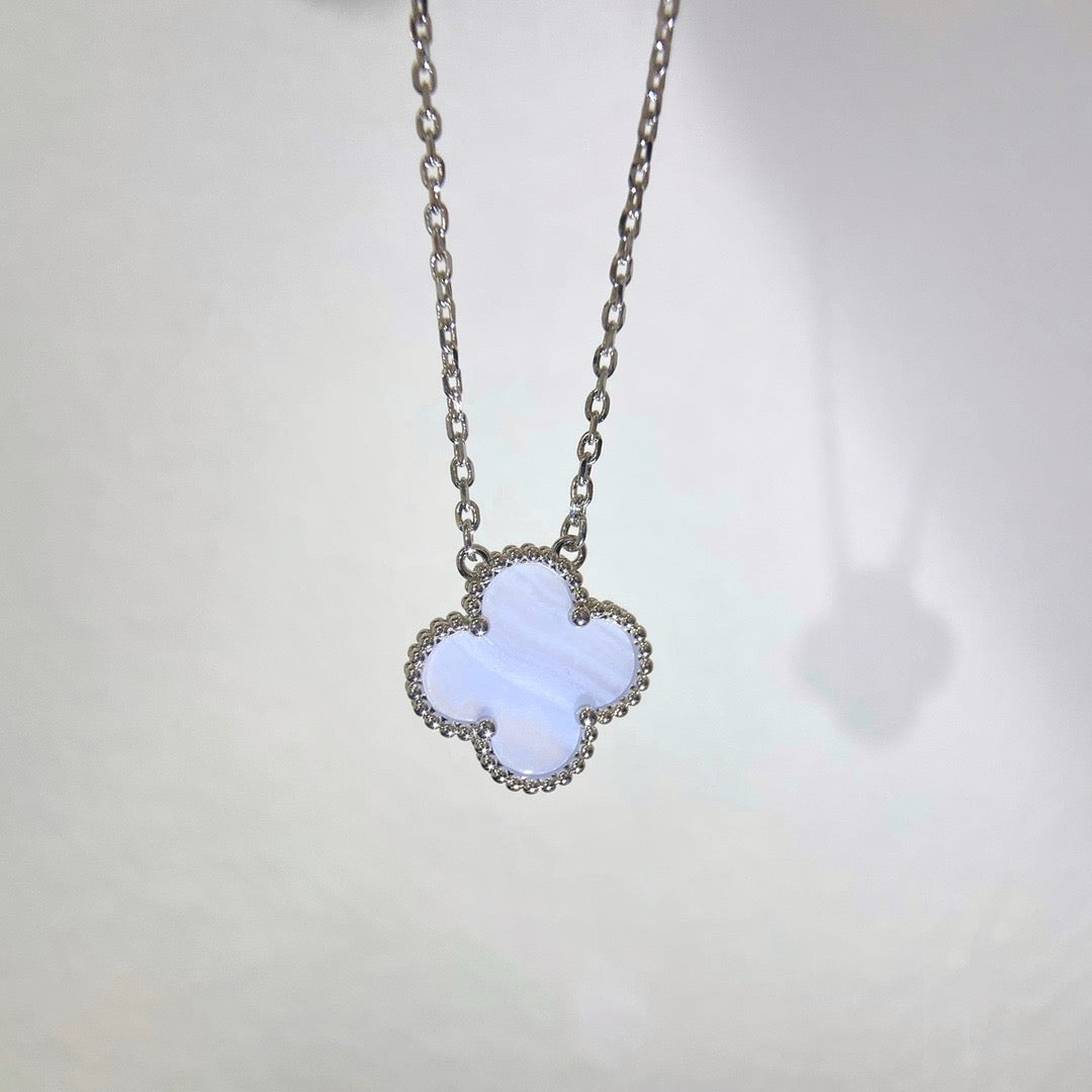 [basloveJW]CLOVER 15MM BLUE CHALCEDONY NECKLACE SILVER