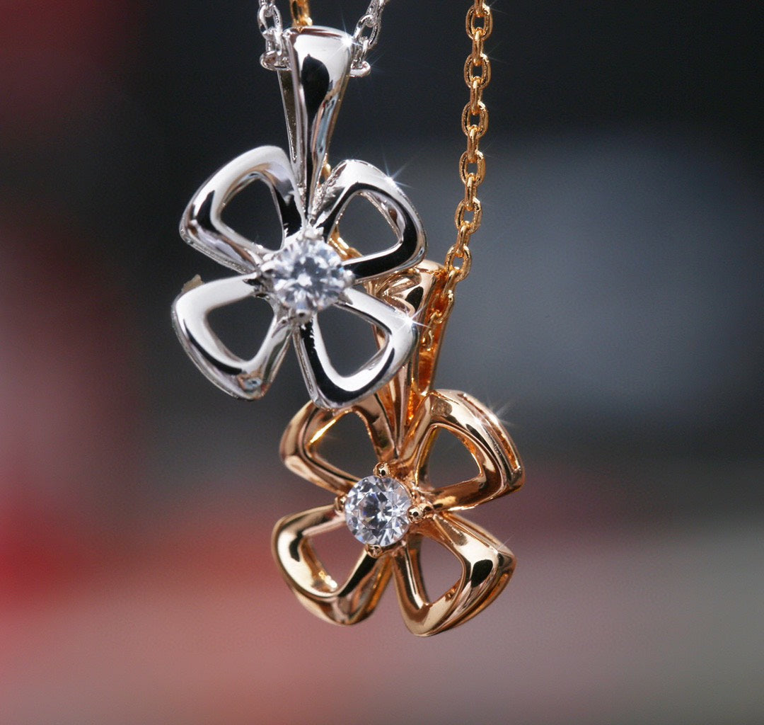 [Basjewels]FIOREVER NECKLACE DIAMOND CENTER